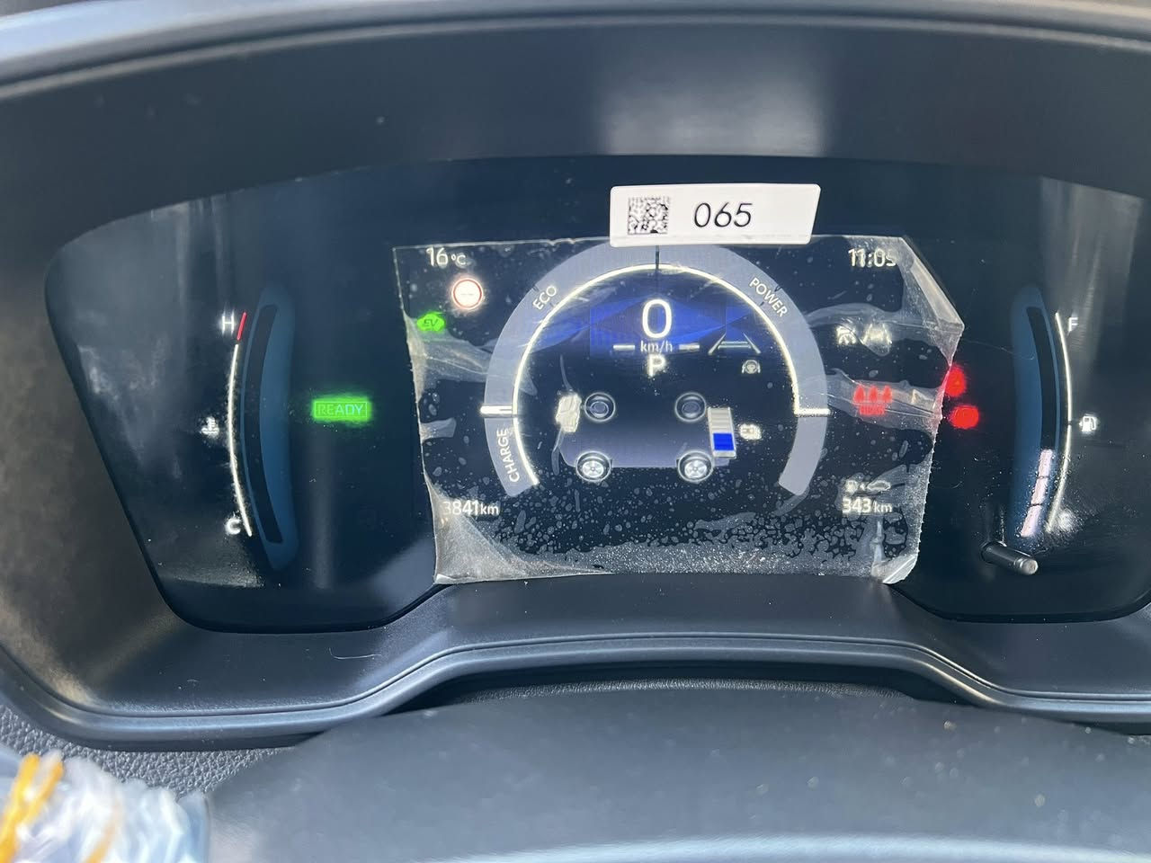 السلام عليكم كورلا هايبرد موديل 2025 ماشيه 3000 مكفوله من الصبغ والبارد والتبديل والرصعه والشخوط فتحه كشنات جلد قطعتين تبريد رقم بغداد بالسمي السياره مكفوله كفاله عامه من كلشي السعر 158 وبيه مجال ***********
