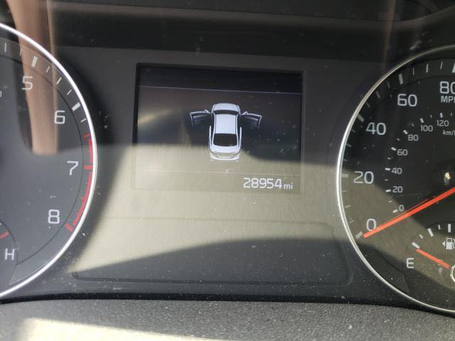 السلام عليكم كيا فورتي موديل 21  بغداد
محرك 2000 دوش 
كير AT محور 
صوره الحادث مرفق مع المنشور 
السعر 130 
***********
