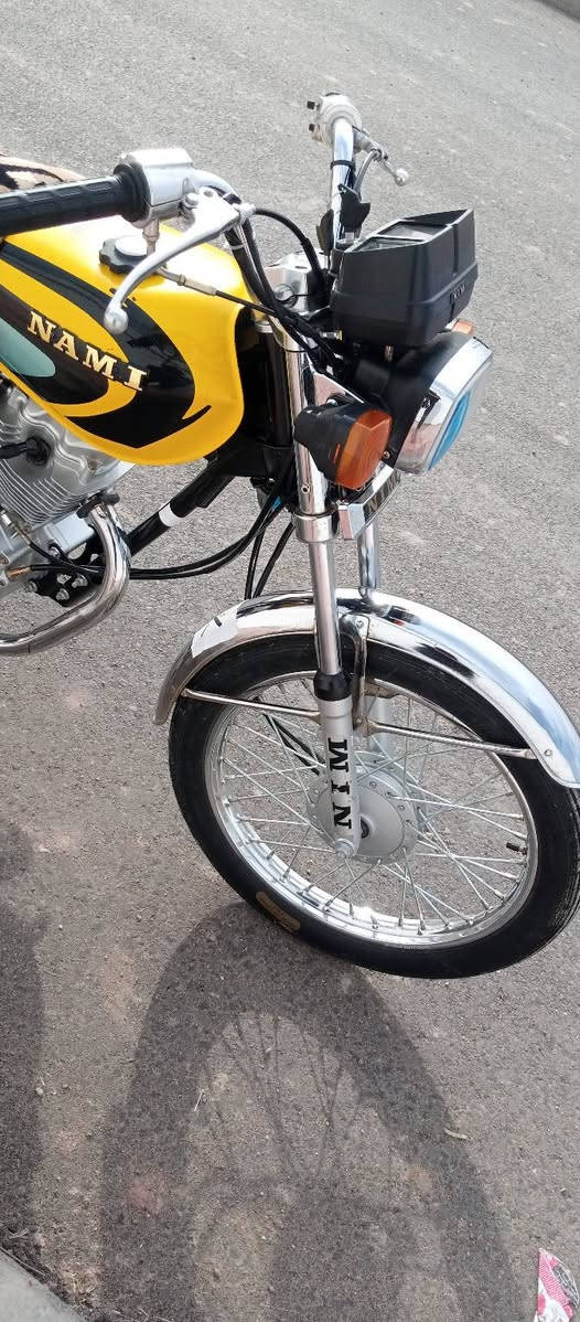 سلام عليكم دراجه نامه موديل 2027 اوراق سكنر خمس اوراق مكينه براغي صفر مكينه برغي ما مفتوح بيه مال جناي سعر 750 وبيه مجال لشراي مكاني شطره هاذه رقم الهاتف ***********
