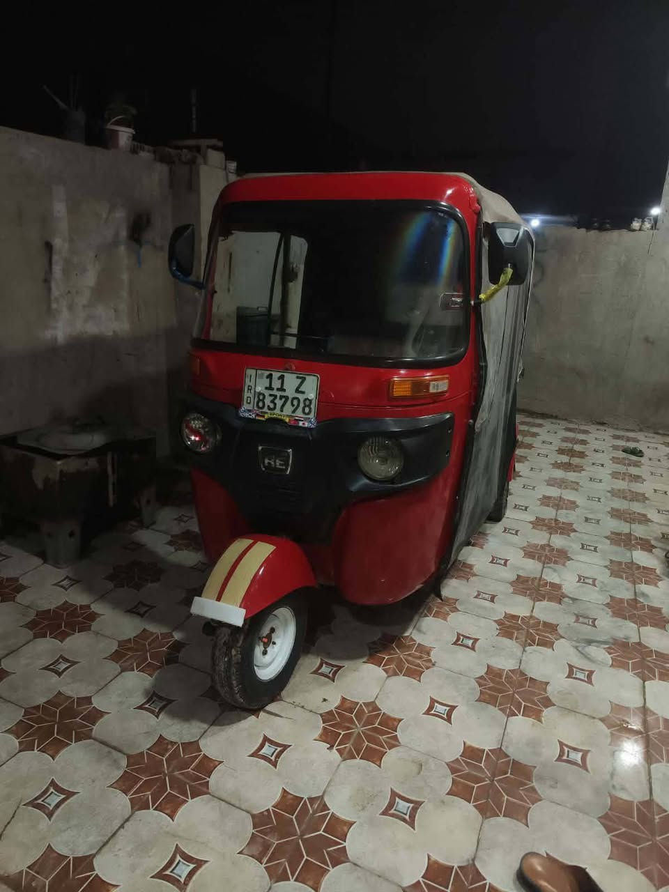 السلام عليكم ورحمة الله وبركاته  تكتك موديل 18مرقم السعر 5/250وبيهه مجال للاتصال *********** /***********وحياكم الله العنوان ابو غريب حي الشهداء
