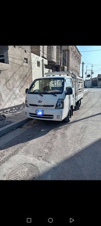 سياره موديل 17رقم واسط سياره نضيفه وخير من الله متواجد على فيس راسل وب...