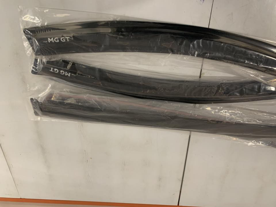 ‎ئەم تاقمە شەمسیە بۆ فرۆشتن لۆکە نەبەستراوە نرخی ۱٥ هەزارە
***********
