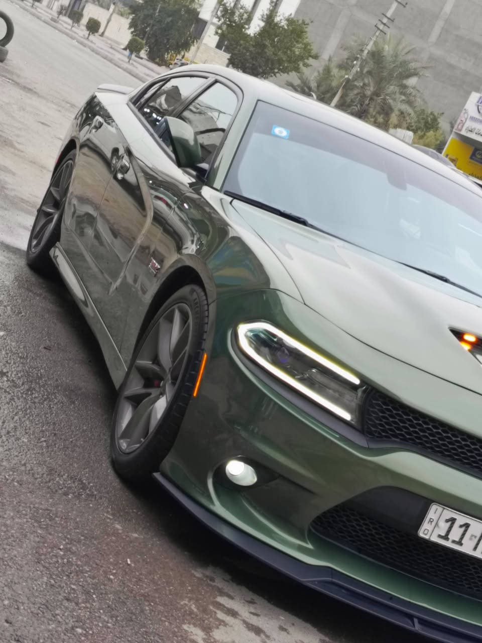 السلام عليكم ...🌹💥
للبيع دوج چارجر سگات باگ 🐝 موديل 2018 بدي اصل SRT سوبر تراك باك بلادي الون زيتوني السياره فول مواصفات 1/1 للاخير عدا الرادار فقط وارد امريكي حادثها خشم البنيد  وصور الحادث موجوده والباب خلف سائق صبغ .
السياره بدون اي نقص ايدي بيها ماشيه 87mi شرط كير ومكينه وصدر جديد مبدل تراي بدون اي رجه السياره رقم بغداد (السنوية باسمي) وعليها رقم يخبل كلش حلو وسياره ايدي بيها بدون اي نقص 
====================================
المواصفات ...
بصمة 
فتحة
داخل كنتاره مختوم سكات 
كشنات خزن ميموري 
كشنات حضن
تدفئة وتبريد بالكنشات الامامية
تدفئة بالكشنات الخلفية
تدفئة استيرن 
سستم سماعات بيست 
دمام خلفي بيست 
كلاصات تبريد وتدفئة 
فچوج برمبو ٤ بستم
نظام LAUNCH
نظام DRICVE MODES
شاشة كبيرة 8,5 أنج جميع الأوبشنات مفتوحة 
كير 8 نمر
شفتات استيرن
حساس خلفي ابلادي 
كشافات زينون 
منظومة زينون شادلها 
كامره خلفيه دواره HD
دبلات صفر SRT
ويل گب دايتونا 
ولف حماوه ريسنگ انسة الحماوه صيف وشتى 
فصله بلاديه ممفتوحه
دبات سود SRT
احزمه لون اخضر 
شوته رياضيه 
دگمه سبورت
رقم الشاطي هذا ( 2c3cdxgj4jh318942 ) 
مسويله تفريغ ونعمه صوت يخبل طرب وشادلها كاتم صوت بوابات 
وبعد بيها هواي مواصفات شباب المحرك 6400 اصل بالسنوية 
 السياره شوفتها مال موديل 2023
 بدي اصل SRT السياره عارضها بسعر حلو مال بيع مكاني بغداد (بغداد الجديده)
السعر 215 وبيها مجال بسيط  للاستفسار اكثر 
***********
اسف ع الاطاله 🌹
