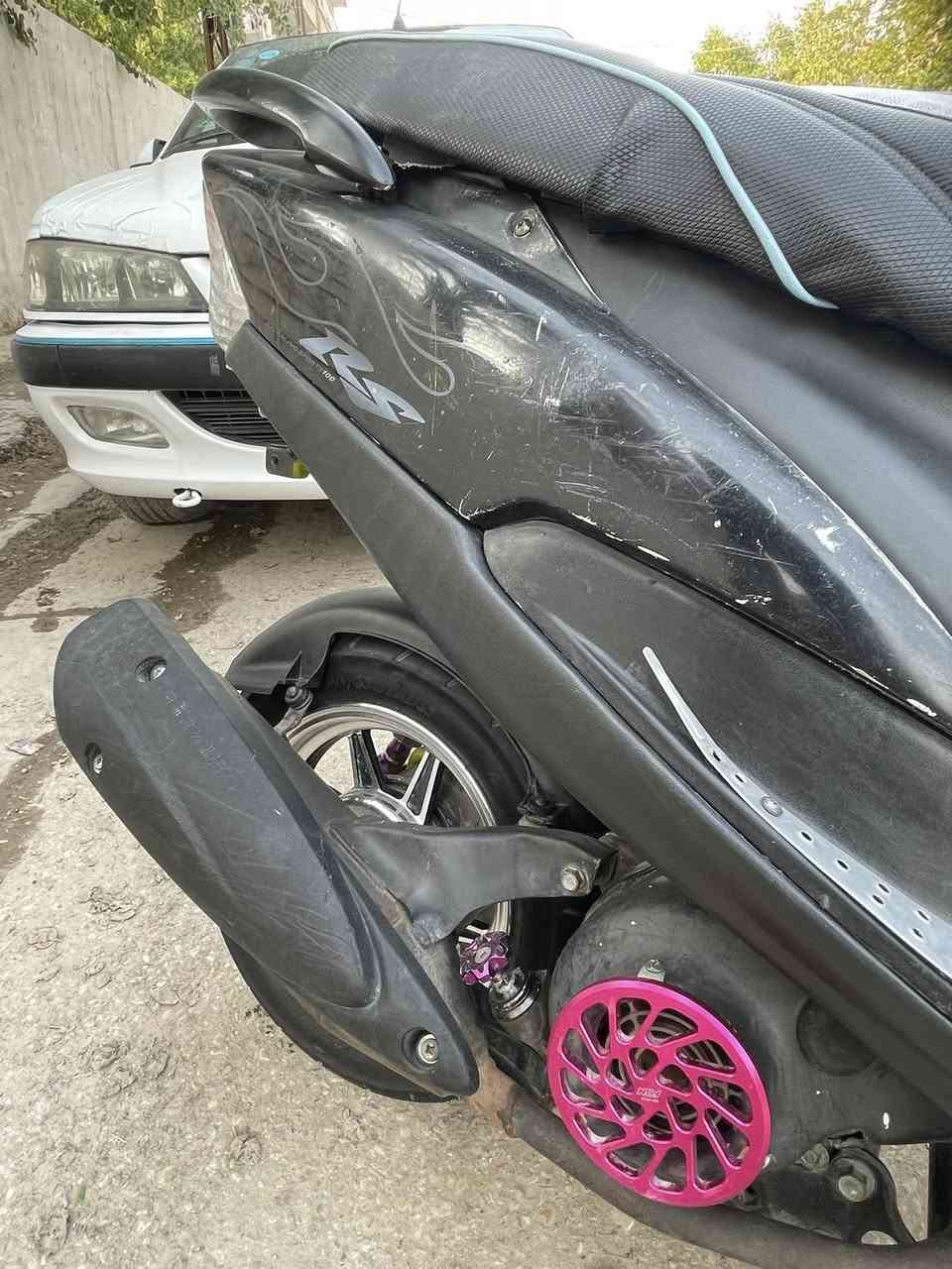 ماكس عدله للبيع كفر اصلي بلاديه 49 سلف وهندر باي وقت 
بيها تزويد زوج كلجات رياضي ويل كب وتايرات جلاتين سيت كامل قبق فلاوين وديل خلفي وكشن رياضي وقبق مال رقم الشاصي اشاير مال اربعه صرنصه بلاديه واقيه ملحه مكاني بغداد حي اور السعر 550 وبيها مجال رقمي ***********
