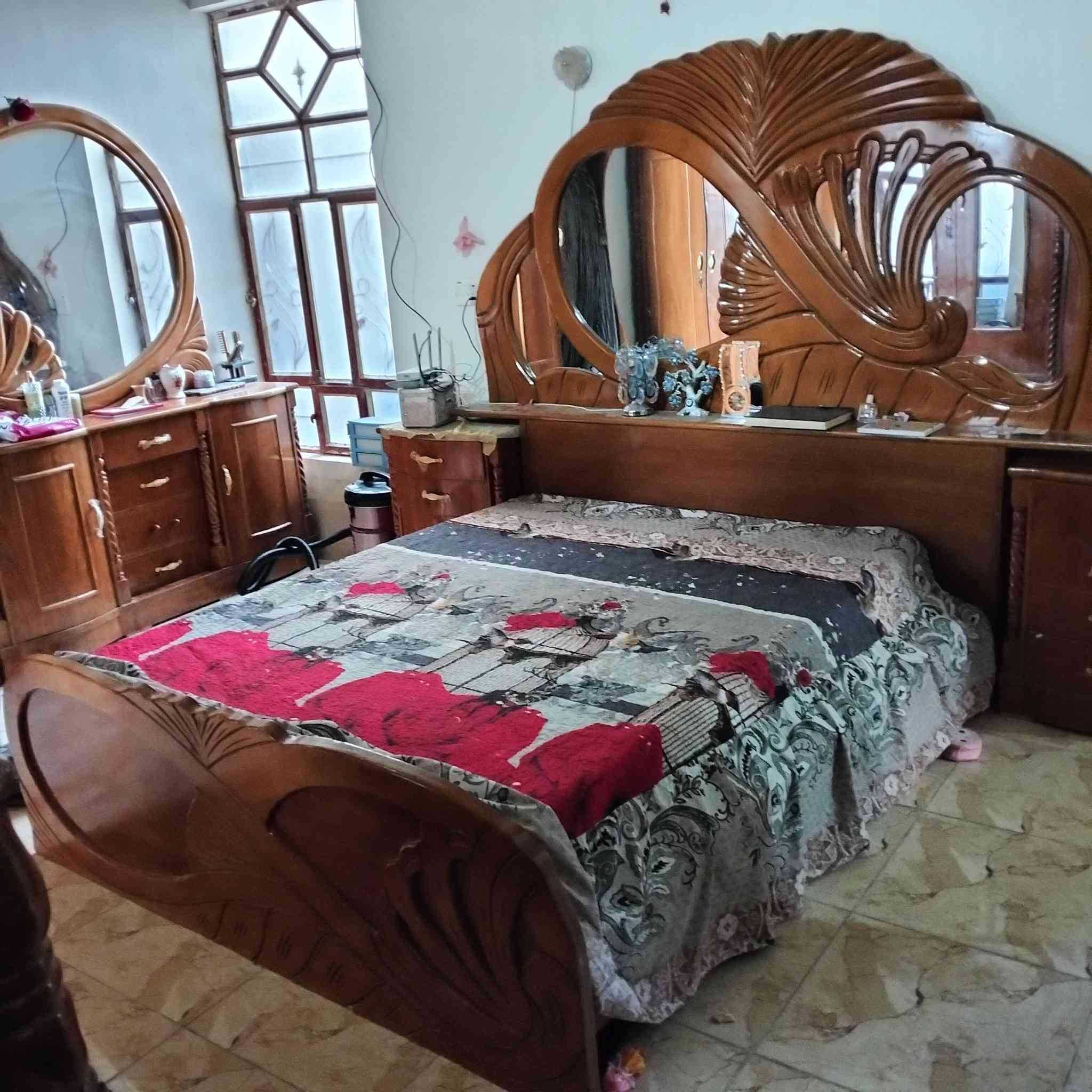 سلام عليكم
غرفة اخشاب مستعمل قليل للبيع احطاطة تكمة درجة اولى مابي عيب نهائيا
سعر ا لشراء 3مليون ونص
سعر البيع بمليون و850ألف
مكان خانقين


**إذا كنت صاحب هذا الإعلان وتريد حذفه لأي سبب، رجاءا أرسل رسالة إلى الدعم الفني**