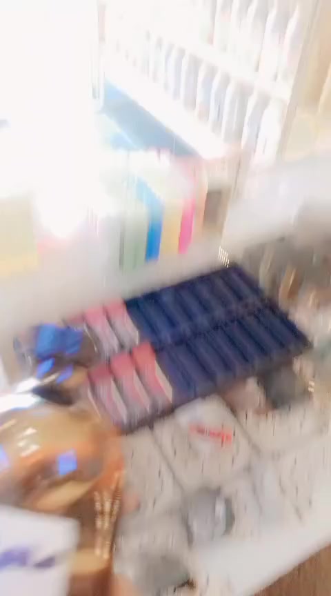 #عطورالوسام 
الامانه والثقه 
#عطرمسره 

ماعليك بس جرب وتحكم 
عنوانه سبع البور سوق ال٤٠٠٠مقابيل علوه الذهيباوي مجاور الصيدليه للتواصل 
***********
