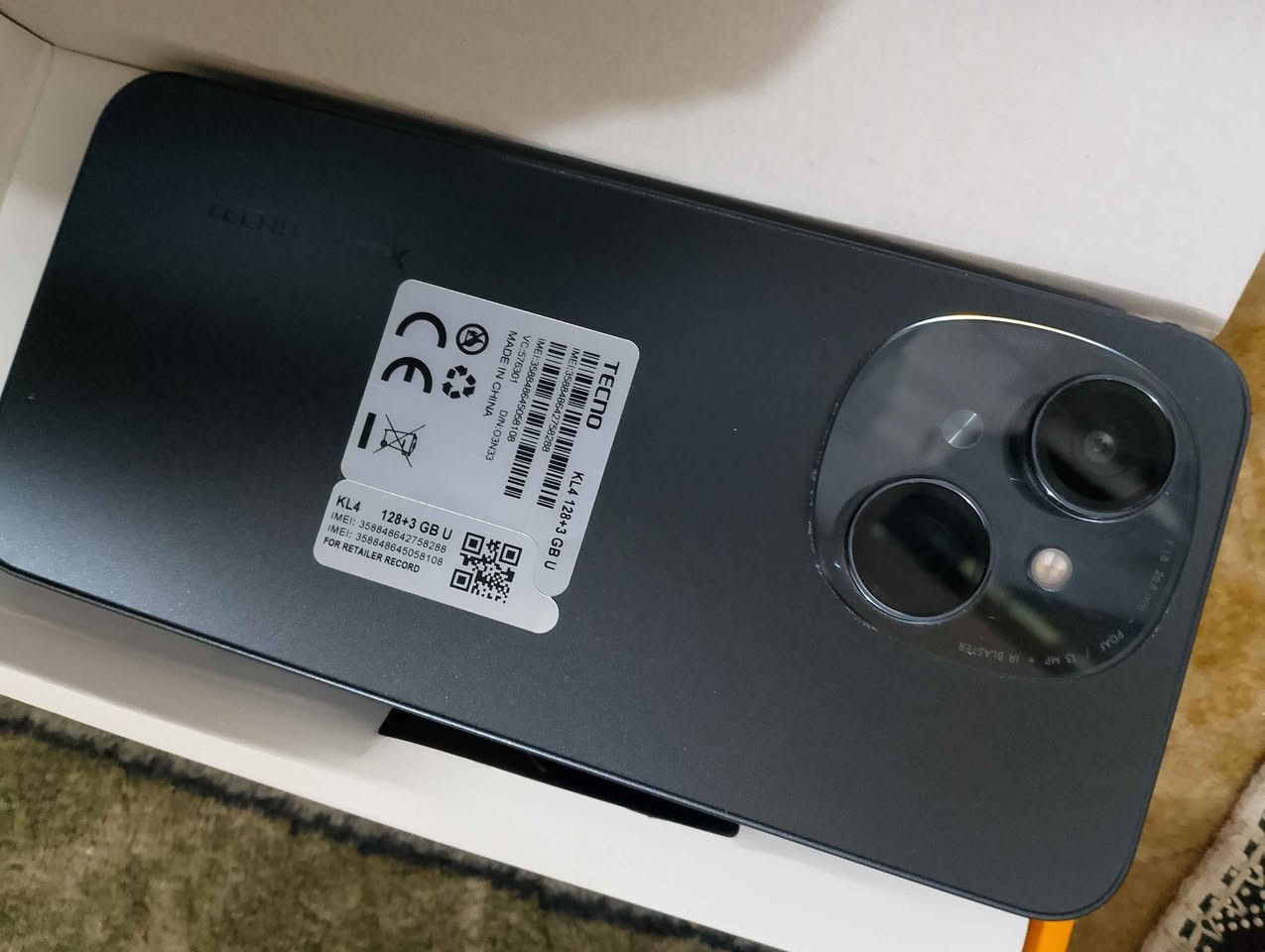 سلام عليكم موبايل تكنو صارله سبوعين من اشتريته السعر120غراضه وياه الاتصال *********** Singapore
