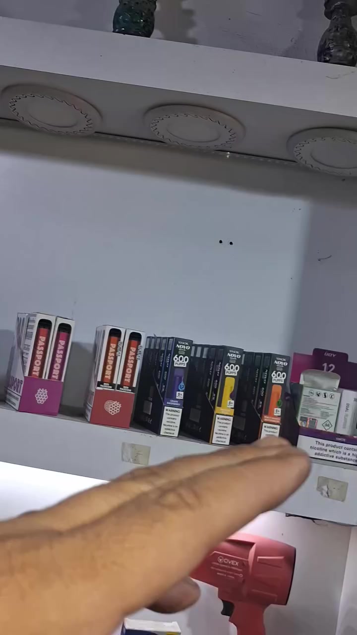 بسم الله 
تم وصول وجبة جديده من السحبات ذات جوده عاليه باسعار مناسبه واطعام تنال ذوق الجميع 
مكتب نركيله بيت بيوتي 
ناحية الوحدة المعمل مقابل مول حجي حمزه القديم 
*********** واتساب
