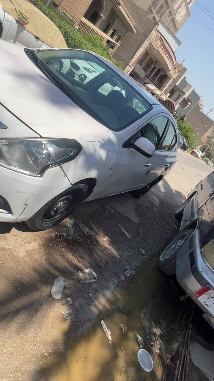 سلام عليكم من رخصت الدمن سني موديل 20بسم شركه السيار بيه نص بنيد او جاملغ او باب السياره جاهزه مناقصه اي شي مكان السياره شارع فلسطين السعر 83 او بيه مجال ***********

