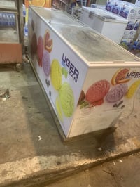 ثلاجة • للبيع