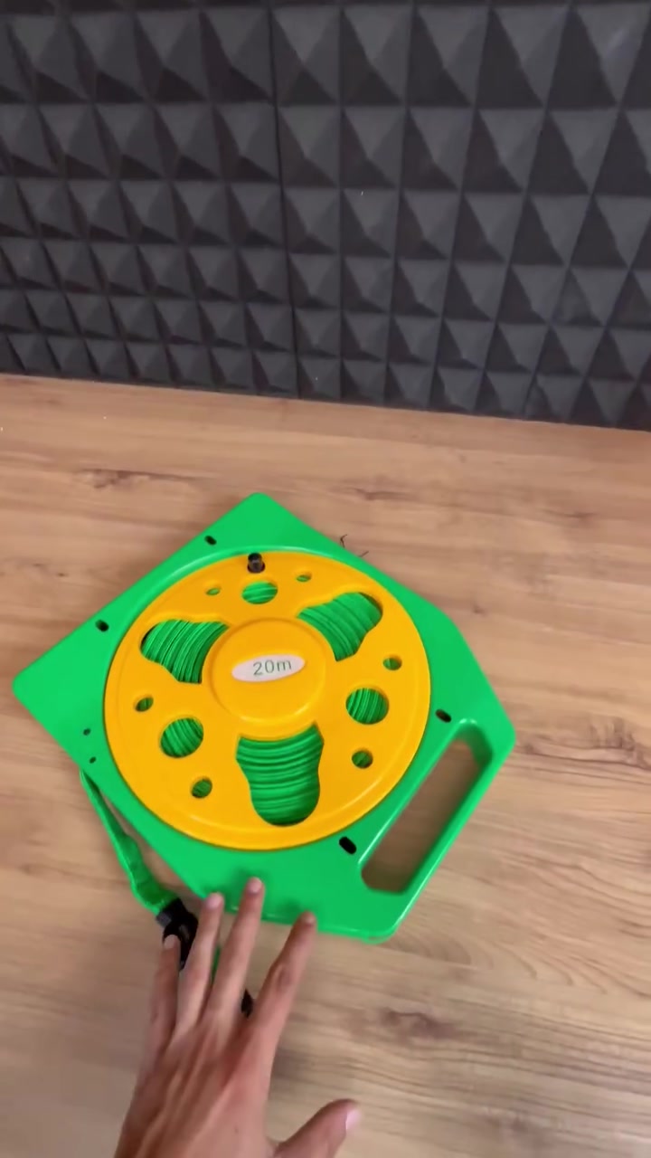 خرطوم المي القديم ماخذ نص الحوش ومخربط وتعبت من هوسة التخزين؟ 😫❌

ستاند وخرطوم المياه المسطح الذكي بطول 20 مترًا وصل! 🔥

تصميم فائق النحافة بسمك 5 سم بس! يعني تخزنه بأي مكان وبدون أي هوسة🦾

خرطوم قماشي متين ومستحيل يتشابك أو يتكسر وياك أثناء السحب واللف ✨

يجي وياه مسدس رش احترافي بـ 7 أنظمة مختلفة لغسيل السيارات وسقي الحدائق ✨

ذراع تدوير خلفي يلم لك الـ 20 متر بثواني معدودة وبدون أي مجهود 💎

اطلبه هسة وخلِي حوش بيتك دايماً مرتب ونظيف وبأقل سعر.! 👇


**إذا كنت صاحب هذا الإعلان وتريد حذفه لأي سبب، رجاءا أرسل رسالة إلى الدعم الفني**