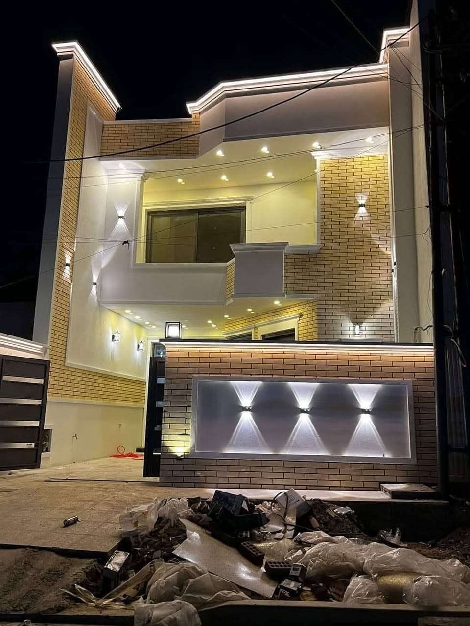 رجعنا بقوة وبحدث ديكورات
نعمل وجهات فوم تركي 
وألواح بورسلين بكافة تتطعيم 
نعمل كافة الاصباغ 
صبغ جوتن معا قوة ومتانة وضمان 
صبغ بتك معا قوة ومتانة وضمان الغسل 
فلونكوت معا قوة ومتانة وضمان مانع رطوبة 
تصليح وترميم البيوت قديمة واطرز الاصباغ وديكورات 
طلس داخل البيت وبنعومة وجوة عالية 
طلس وجهيات ومعا ديكور 
صبغ حراري 
صبغ معنا الرطوبة 
بديل خشب وبديل الرخام باطرز ديكورات 
سحبات مغربية وباطرز ديكورات 
ديكورات داخل البيت جبس بورد وبطرز ديكورات 
ولي ماعندة نحب نساعدة الوجة الله 
ومعا احترمي وتقديري الجميع 
ومن الله التوفيق والرزق 
اخوكم وخادمكم
محمد ديكورات 
***********
