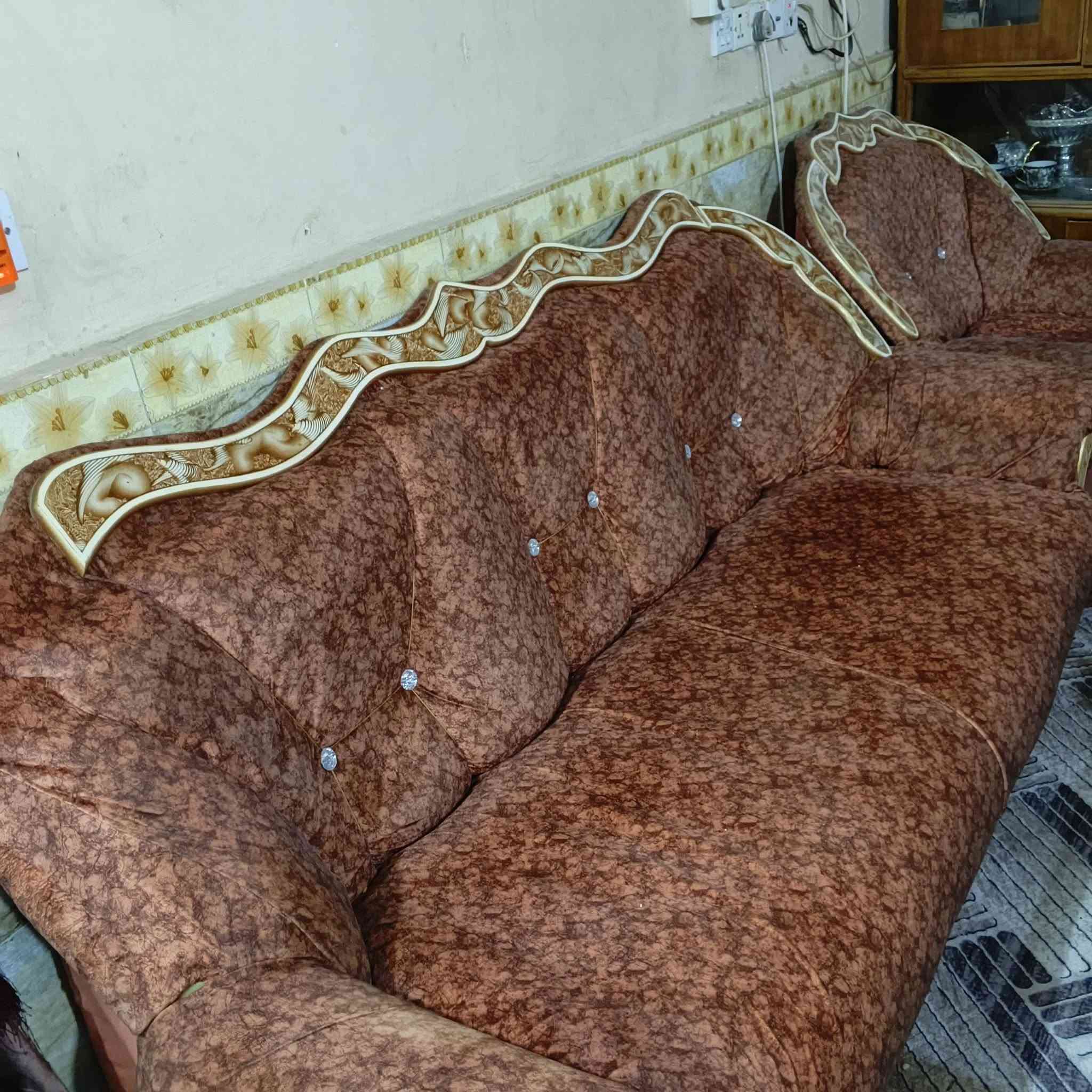 معرض العرض تلث امتار مساحه خزن كلش جبيره نضيف محتاج بس صبغ والسعر كلش مناسب !!
مع تخم عشر مقاعد نضيف دوشمه جديده والسعر خاص ✨


**إذا كنت صاحب هذا الإعلان وتريد حذفه لأي سبب، رجاءا أرسل رسالة إلى الدعم الفني**