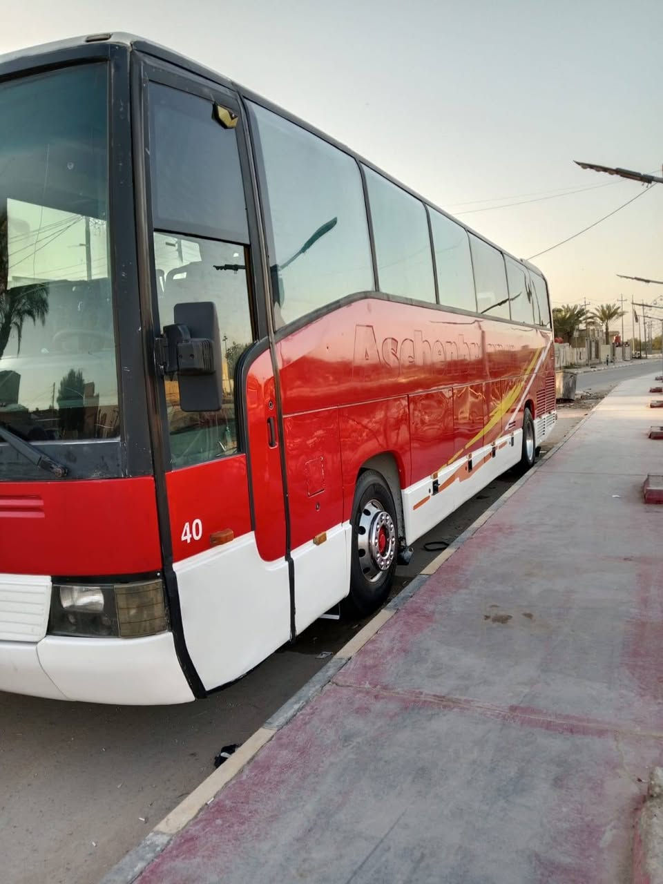 سلام عليكم 404 للبيع جاهزه تبريد تخم تاير ويل كب حداديده مكينه كله جاهزه مكان السياره شطره التصال ***********
