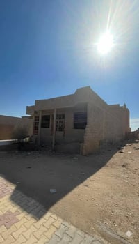 الشيخ حديد • ٣٠٠م • بناء VIP