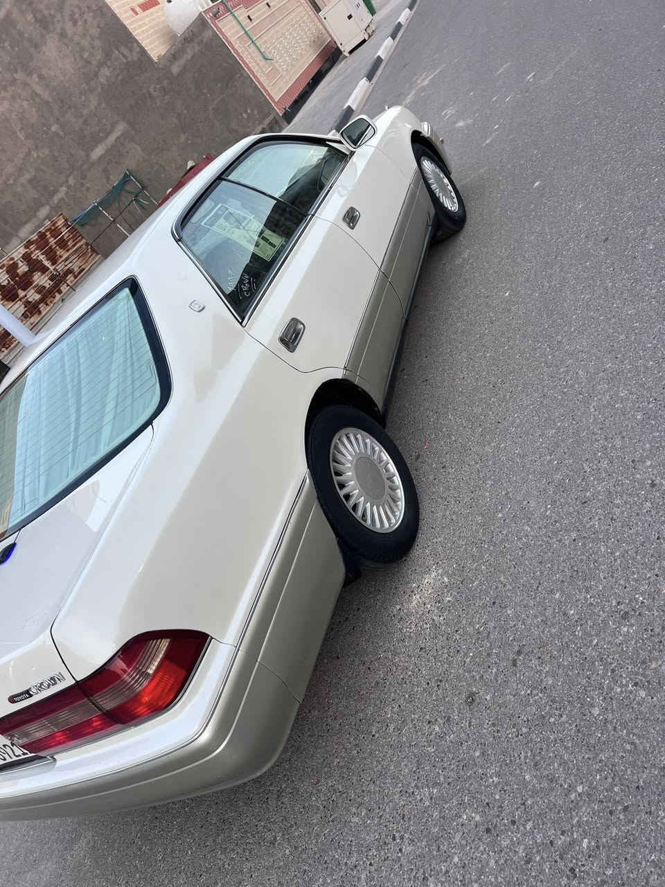 سلام وعليكم راس ثور فلات كفاله من الكص علمن نقل جثه فقط عرضاني كامل رقم بصره انكليزي سنويه مجدد 2030 مكينه وكير فيفيتي بل كارتون تخم تاير تبريد شقال سعر 72 وبيه مجال قليل رقم الهاتف *********** لعنوان بصره زبير
