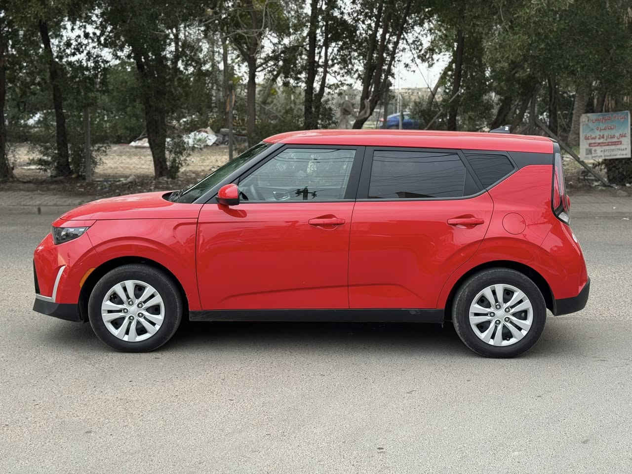 كيا صول 2024 وارد امريكي  
حادثهه بداية البنيد فقط
وبدون دواخل
مواصفاتها 
شاشه كبيره 
كامره دواره 
تحكمات ستيرن جهتين 
ويل كب 
ماشيه 22 الف 
رادارات 
تحديد مسار
السياره حره بدون ارقام وباسمي 
السعر 138
للاستفسار ***********
