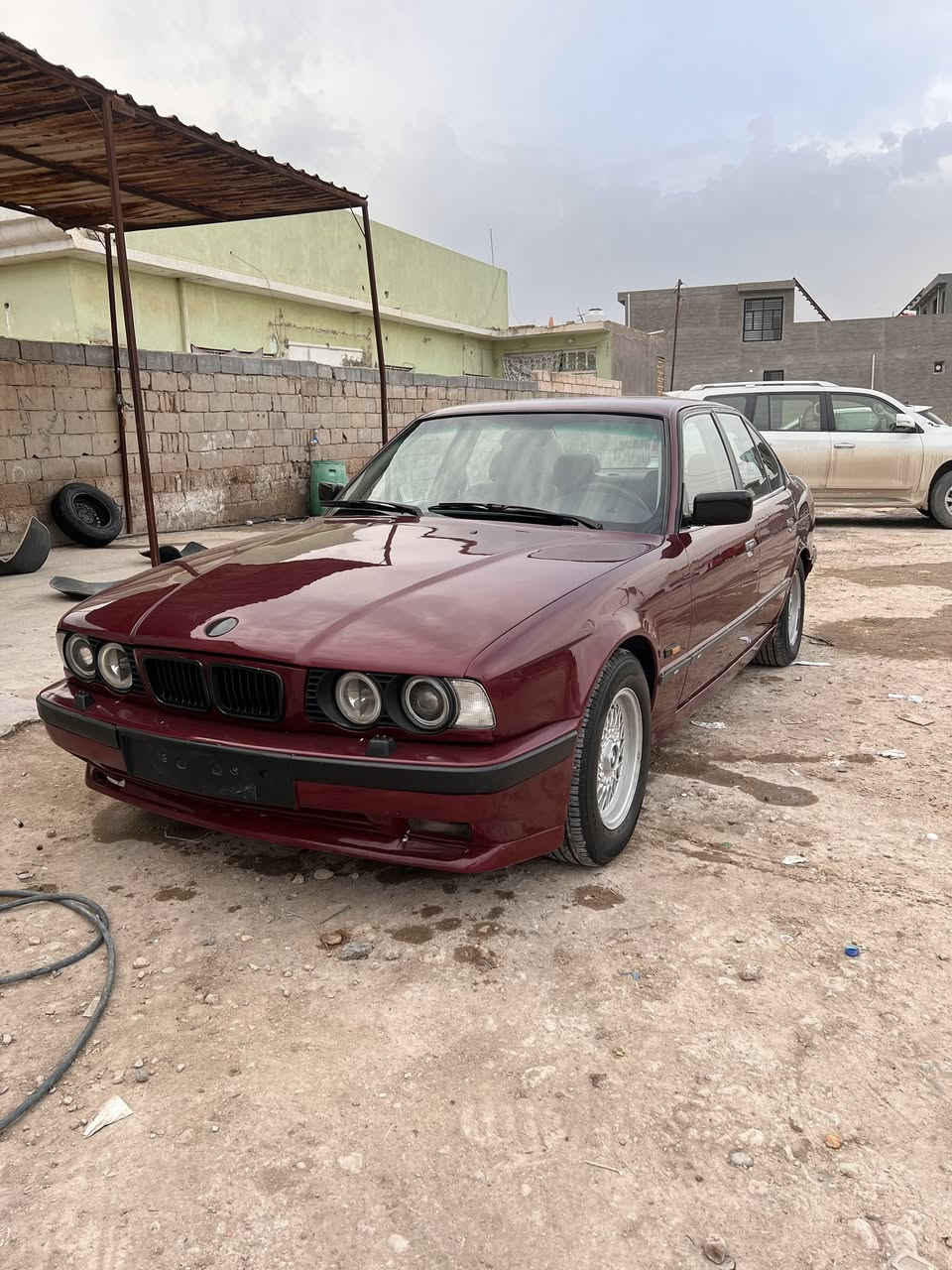 (525i). BMW e34
موديل 1991
كير أوتو 
وارد الماني
محرك مسكر فانوس
داخل جلد اسود +صاج ملكي
رقم سليمانيه
تحويل ثاني يوم او وكاله 
ويل 15 خليه
حداديه امامي خلفي جديده
سلايت روف شغال
دبل ايرباك
دركة f10
مري منفصل
جام ويا السلايت
سنتر لوك 
لايت صليب 
عالي زنون
عيون
كشنات جلد
تبريد شغال ثلج ❄️
محرك وكير شرط الكفاله
لون ماروني دم الغزال🔴
صبغ جديد تعمير درجة اولى 
كل شي جديد 
كهربائيات كلها شغاله
نعومه وعزل بلادي 
تخم تايرات جديد
السعر ٦٨ وبي مجال حك الجيه

بيع او مراوس حسب القناعه


**إذا كنت صاحب هذا الإعلان وتريد حذفه لأي سبب، رجاءا أرسل رسالة إلى الدعم الفني**