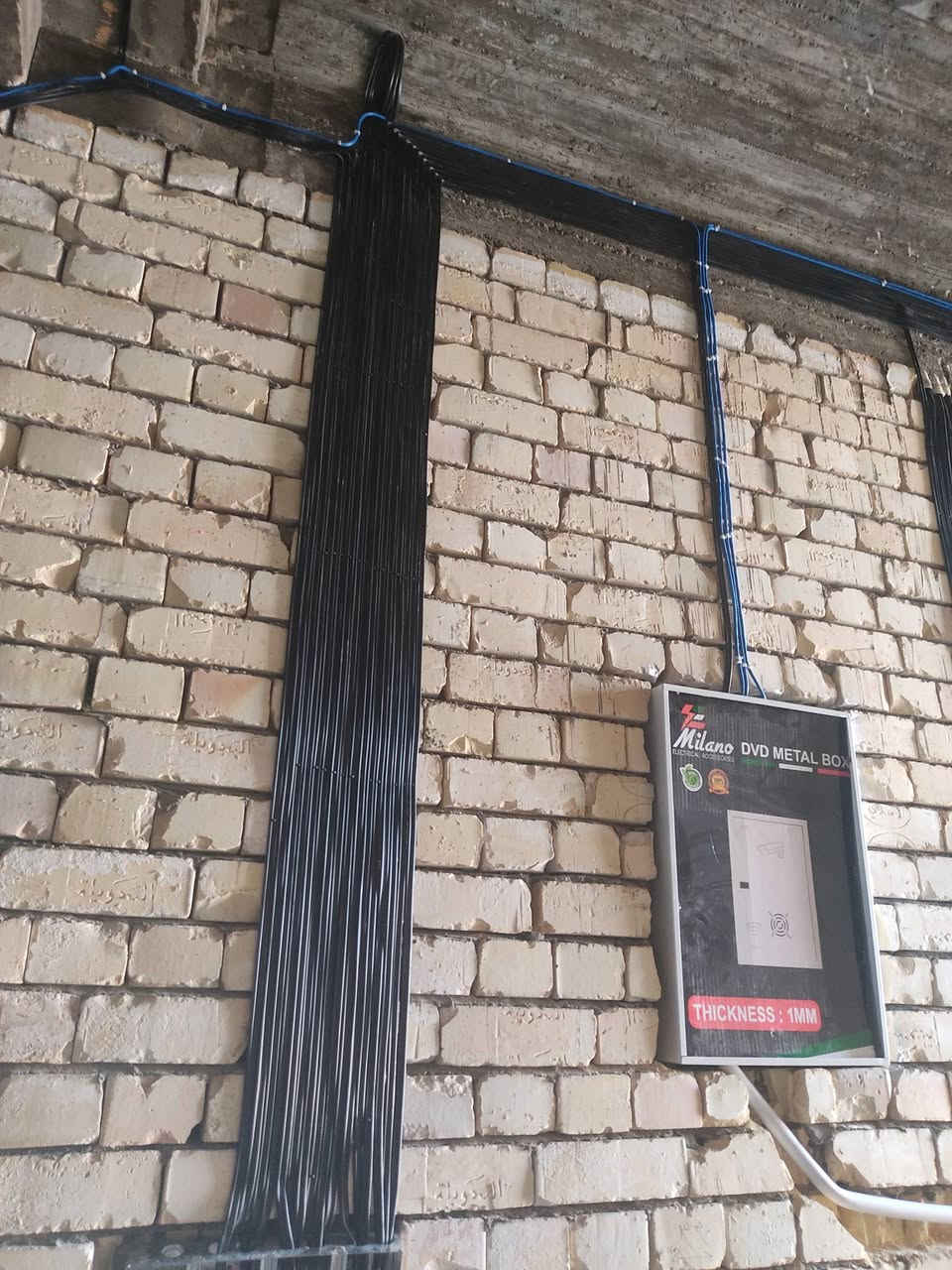 كهربائي متفرغ للعمل مكاني كربلاء 

تم الانتهاء من تأسيس موقع حي التحدي عمل درجة اولى 

للاستفسار ***********
