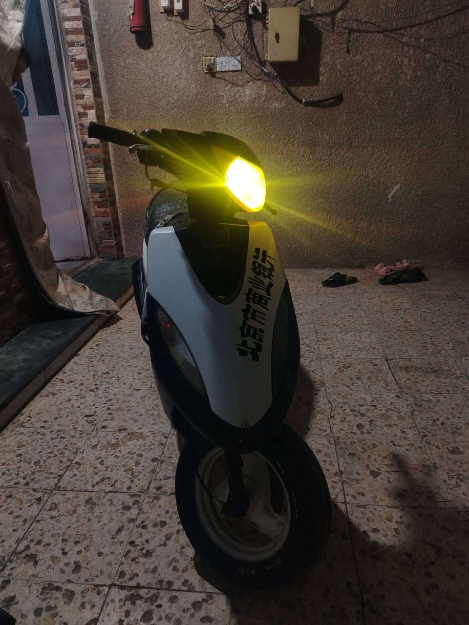 دراجه ماكس عدله للبيع بمدينه الصدر مكينه ما مفتوحه الدرجه شلعه ومعدل كلجات رياضيه الرقم ***********
