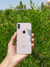 آيفون XS ماكس • ٦٤ • ظهر مكسور