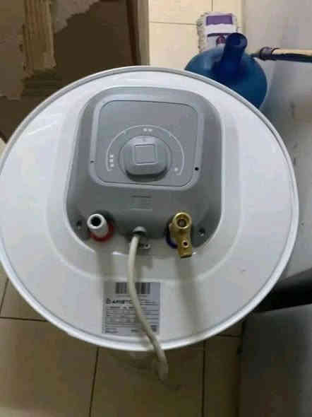 سخان بسمايه الاصلي
ابو علي بيع السخانات
توصيل وربط
في بسمايه
ضمان سخان 3سنوات تواصل واتس اب 
***********
