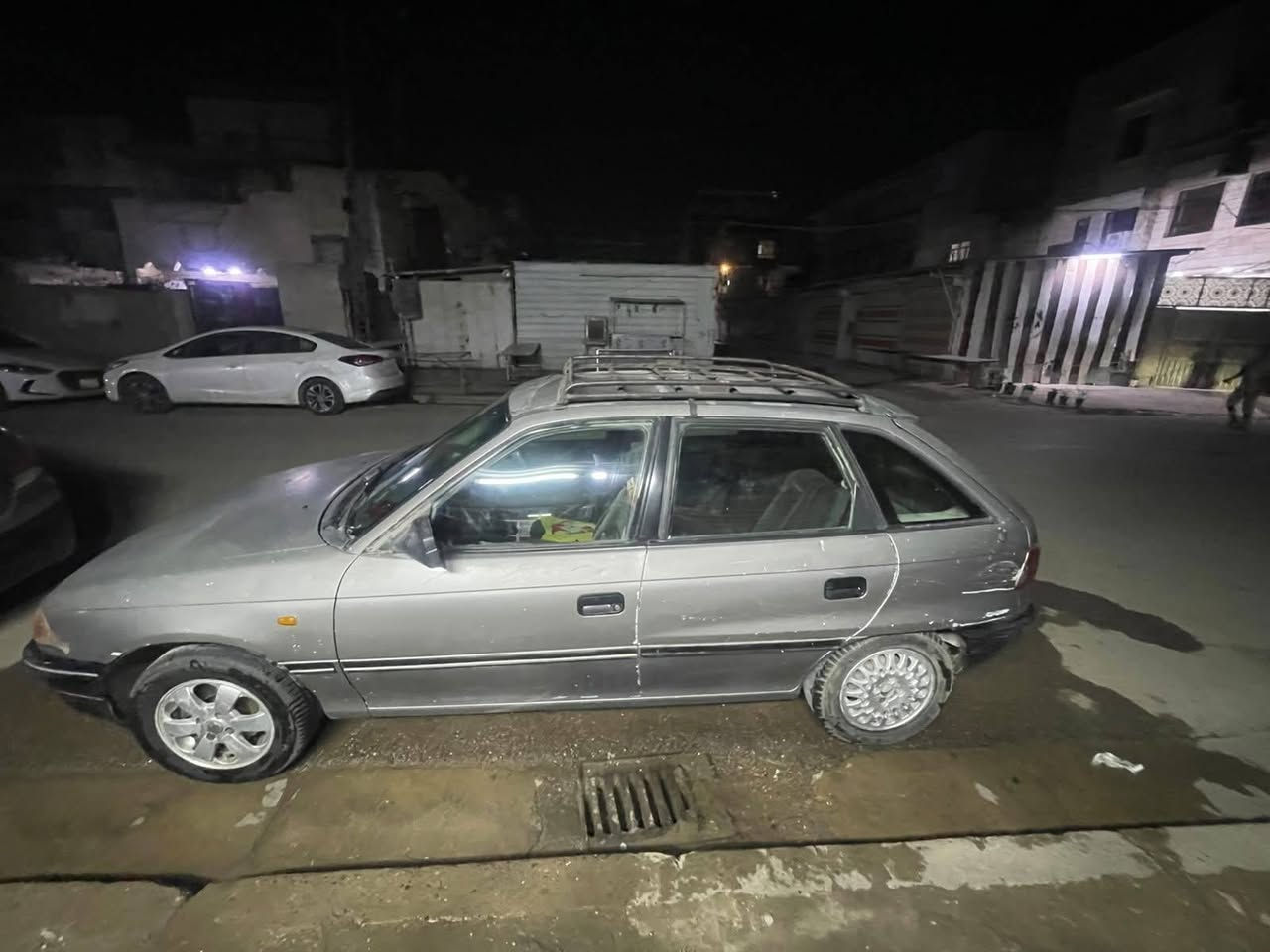 السلام عليكم اوبل فكتره هج بك مديل 1993
كير اوتو سياره خير من الله 
العنوان: بغداد شعله 
رقم ***********
