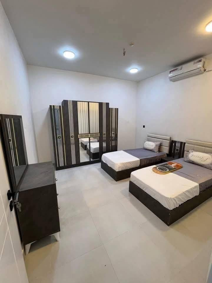 🏡 دار للبيع – تصميم VIP 🏡
✨ فرصة مميزة للسكن الراقي ✨
📍 طابقين – تصميم عصري
🛏️ 4 غرف نوم
🛋️ صالتين + استقبال
🍽️ مطبخ حار وبارد
🌿 حديقة داخلية وخارجية
🚗 كراج سيارة
💰 السعر: أقساط مريحة
🔸 المقدّم: 130 مليون
🔸 الباقي: عن طريق المصرف العقاري
⚡ استلام مباشر
📞 للحجز والاستفسار:
***********
