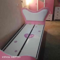 غرفة بناتية • ٤قطع • مكان واحد حزيران