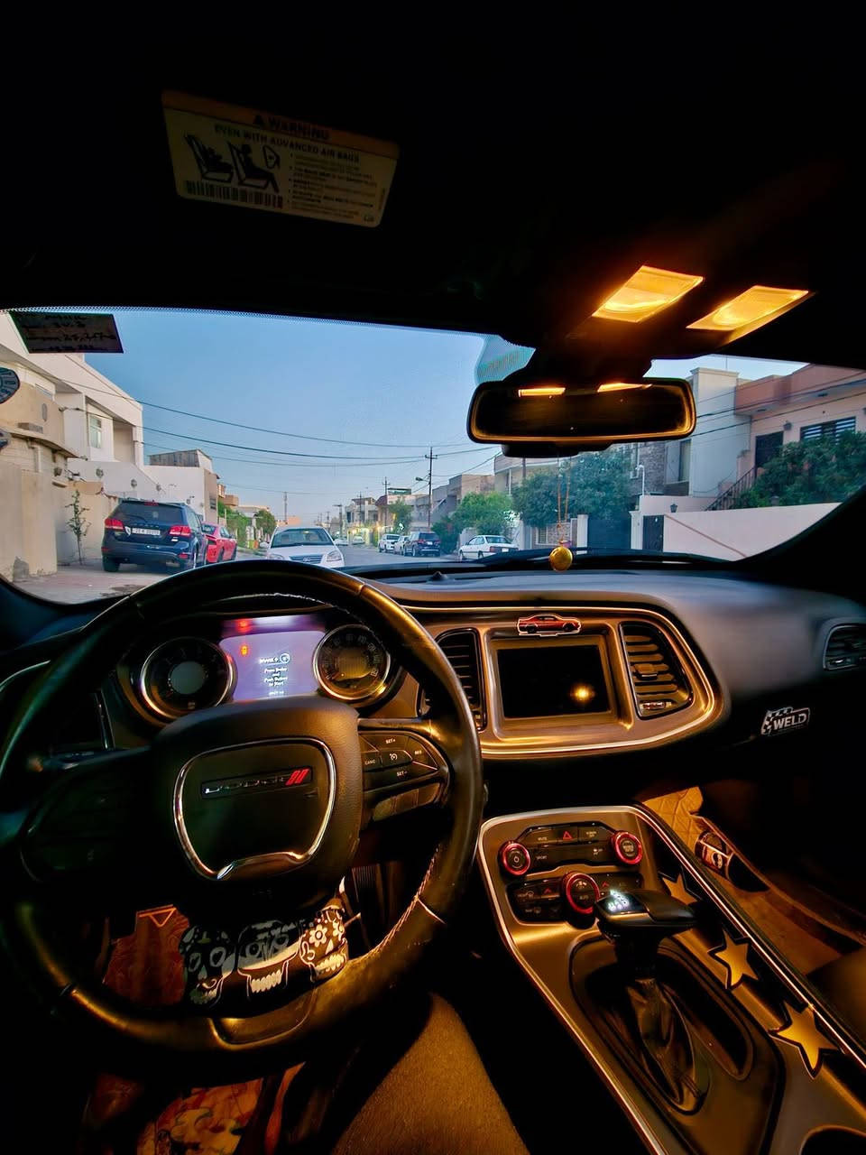 السلام عليكم
للبيع او مراوس بكورولا 25
جالنجر sxt 2019
ماشيه ٥٠ الف ميل 
الحادث قطعه وحده مثل ما موضحه بالصوره بدون ايرباك بدون دواخل
رقم الشاصي: 2C3CDZAG2KH750827
السعر :١٧٥ وبيه مجال
مكان السياره كركوك
***********
