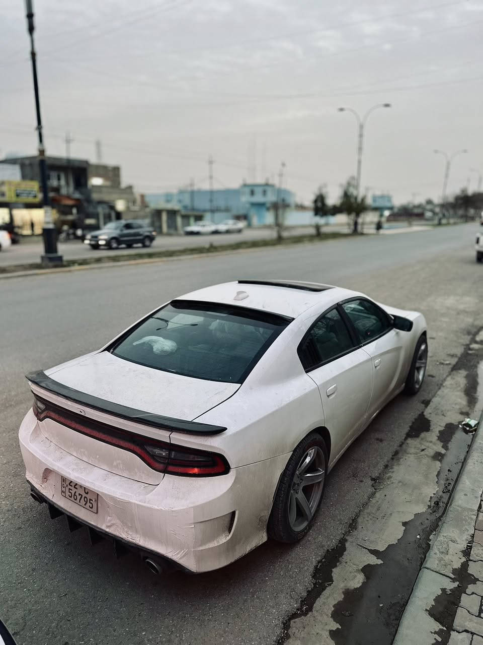 السلام عليكم
للبيع او المراوس
السعر 228
***********
الحادث حامرلغ سكن امامي تبديل بلاد

دوج جارجر SXT بلاص 
( اعلى موصفات بلجارجر ) القفله👍 
 موصفات فول الفول 1-1 
وارد امريكي ( موديل 2018) ( لون ابيض ملكي )
السيارة رقم اربيل  تحويل مباشر  
السيارة جديدة جدا (ماشية72 الف) 
السيارة على وضع الشركة جديدة جدا 
محرك 3600 SXT بلاص
فتحة سقف 
رادار جانبي 
شاشة جبيرة 
كشنات كهرباء ايمن وايسر كشنات تدفئة وتبريد
كشنات خلفية تدفئة
خزن ميمري كشنات 
مري جانبي قلاب عند رجوع السيارة
حساسات خلفية مع رادار خلفي
تحكم مقود الستيرن كهرباء يصعد وينزل + تدفئة
سستم صوت الباين مع دمام بلادي بصندوك صوت رهيب
السيارة كشنات جلد كامل حته البطاين جلد خياط
دشبول ديتونه السيارة جلد خياط     
تشغيل عن بعد
رادار جانبي نقطة عمياء 
انارة ترحيب بلمري الجانبية
ويلكب جبير  + تخم تاير بلادي شركة
لايتات زنون عالي ناصي  درجه اولى
اضافات جكات صالنصه سقف روز رايز
ويل اصلي دركة رياضي
