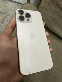 آيفون ١٦ برو ماكس • ٢٥٦ • بطارية ٩٩