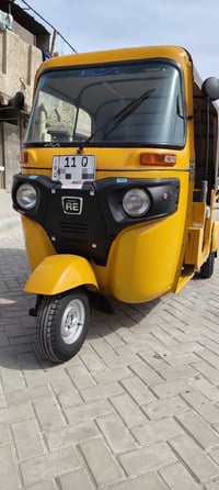 تكتك 20شهر 12رقم وسنويه تكتك مكفوله بيه بس صبغ طاسه اليسره المكينه مكف...