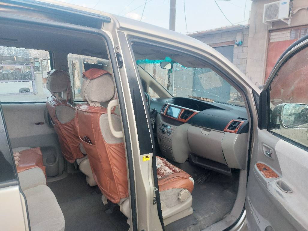 السلام عليكم تويوتا نوها  2007 للبيع او مراوس 
السيارة بديه  مكفولة من الضربة والمعجون والحادث 
السيارة كهربائيته شغالات داخليته حلو 
السعر 88 المكان البصرة *********** البصرة, العراق
