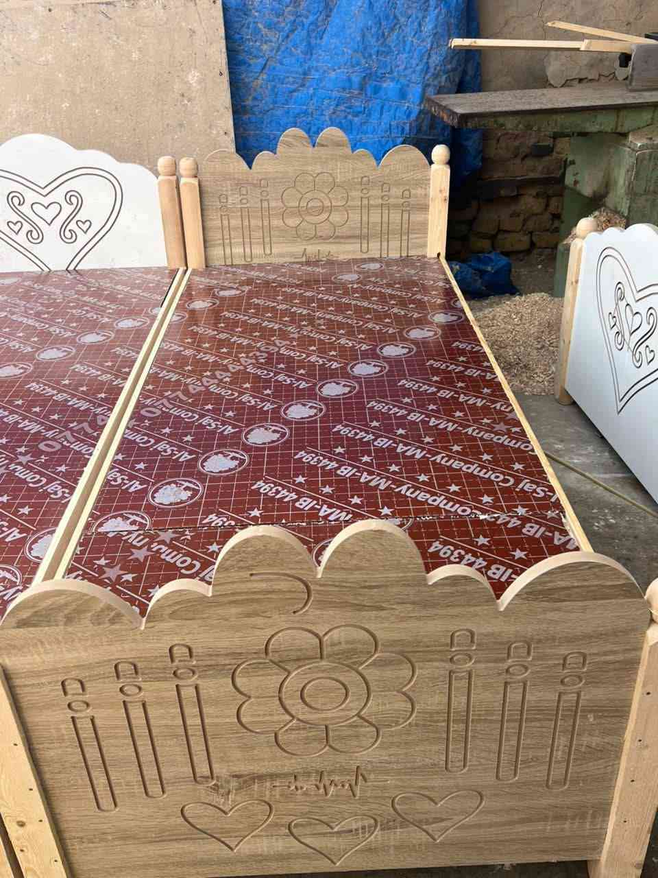 معمل ونجارة التيجان 👑 تكريت شارع الباشا
للتواصل على الارقام التالية 👈🏼  اتصال او واتساب
***********
***********
***********
