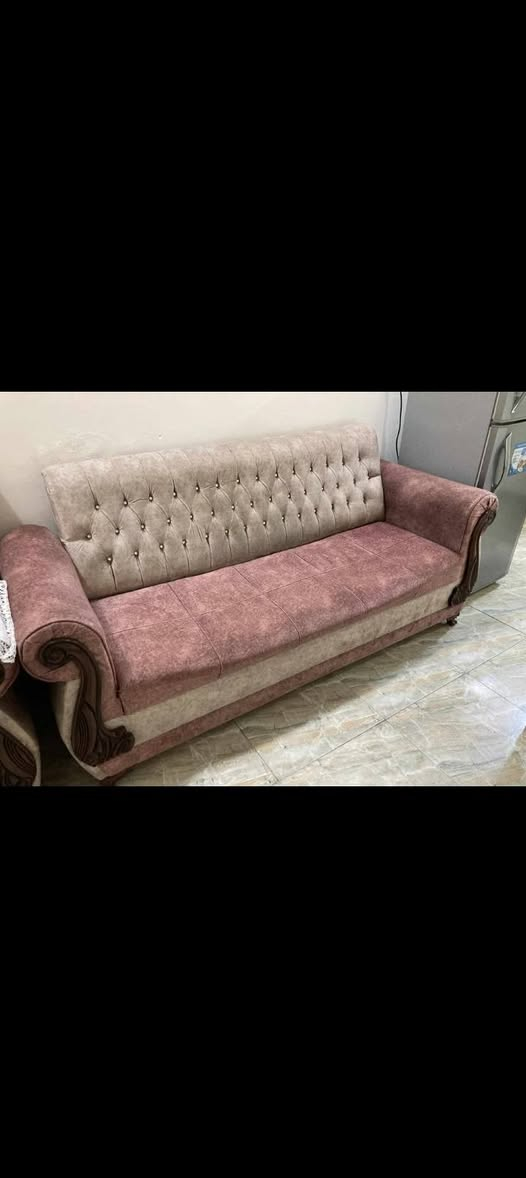 السلام عليكم بيع نص طخم 5 مقاعد . ب ٢٠٠ الف بي مجال بغداد العنوان العطيفية رقم اتصال 
***********
