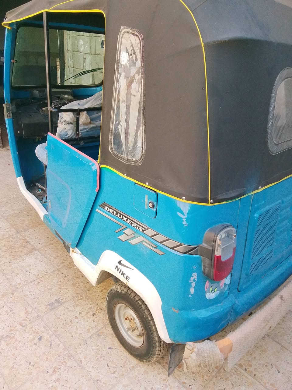 تكتك البيع 2022حلوه سعره 6750وبيهه مجال قليل ***********
