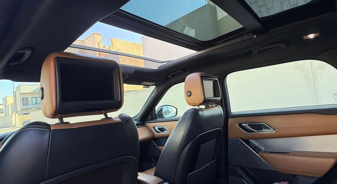 رانج روفر خليجي فيلار للبيع فقط بيع
R-Dynamic - 2018 
52000 KM
سياره جدا جديده ونظيفه فول  ١/١  التراي مالهه زيرو  وماكو اي نقص بيهه وكاله سردار خليجيه  صيانه كامله حسب الوقت بشركه رانج بلمنصور واخر صيانه قبل ايام ماكو برغي مفتوح بره الشركه وكل وصولات وتفاصيل الصيانه موجوده
٦ سلندر سوبر چارج السياره طلقه ماشاءالله
رقم مميز حلو - بغداد 
تخم تاير جديد
ويل ٢١ رياضي R-dynamic
السياره چكات ٣ ارتفاعات قياده  يعني تتحكم بلارتفاعات 
٧ مودات -  اوضاع قياده 
كاميرا - PDC 360  
كراسي تدفئه - تبريد 
 مساج كراسي 
كراسي جلد فئه r-dynamic داخل قرميدي طلب خاص 
كراسي كهرباء مع ٣ اوضاع ذاكره 
شاشات خلفيه 
تبريد امامي-  خلفي
صندوق كهرباء
السقف بانوراما علطولها جام  
Night paket تحكم بالوان دواخل السياره الليد الداخلي للسياره 
رقم بغداد باسمي رقم شبه مميز حلو
سياره ماشيه ٥٢ كم 
دخول ذكي للسياره Bluetooth  
بصمه سياره عدد- ٢
مكانها بغداد سياره  
سعرها ٣٢ الف دولار وبيه مجال للاستفسار ***********
