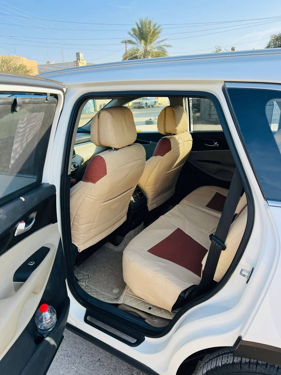 سيرنتو 2015رقم إربيل انكليزي محرك6سلندر فول ماعده البونرامه سونار مرفق واضح كير محرك شرط جاهزه من كلشي مكاني صلاح الدين السعر 188بيها مجال
‭0773 198 8985
