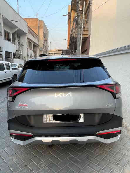 سبورتج وارد امريكي هايبرد موديل ٢٠٢٣ ماشيه ٣١٠٠٠ كيلو اللون رصاصي ضرر فقط جاملغ امامي جهة السايق مبدل اصلي نفس اللون . بدون لغد بدون شاصي
مكان السياره الاعظمية 
السعر ٢٠٣٠٠
للاستفسار ***********
