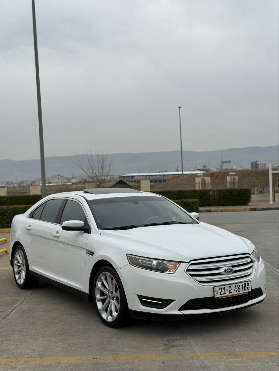 ‎فۆڕد تۆرۆس  مۆدێل ( ٢٠١٣ ) نیڤا 
‎ مواسەفات / SEL
‎نموونە لە پاکی و جوانی سفری ئێرەیە

‎خلیجی شەریکەی نیڤا , ناو زەرد ، سڵاید ، شاشە گەورە ، ٣ شاشە ، شەغال ، تەبرید لەمس ، تەبرید سەر سوکان ، سوکان ڤۆڵیۆم ، تحدید سرعە ، کوشن کارەبا ، حاسە ، ئاوێنە هیتەر ، ئاوێنە فۆتۆ ، ئاوێنە کارەبا ، کۆدی دەرگا ، جام ئۆتۆ ، حاسەی تایە ، لایت ئۆتۆ ، دژە خلیسک ، سیستەمی کۆمپیوتەریە خۆی  چێکی خۆی دەکات ٦٥ هەزار  ڕۆشتووە ،  

٤ تایەی تازەی بۆ بەسراوە رەقەم و سەنەوی تازەیە تا ٢٠٢٩ یەک دینار مەسرەفی تیا نیە هەموو شتێکی بە شەرت

تەنها یەک پەڵە بۆیاخی هەیە بێ ناو بێ ئێرباگ      

نرخ ١٢٩ $ مەجال  
0773 721 0118
*********** السليمانية, العراق
