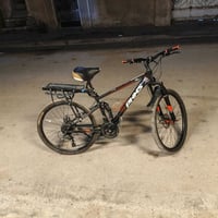 بايسكل جبلي حجم27المنيوم كير8×3نضيف وكامل مكمل بريكات وياله موس بي سيب...