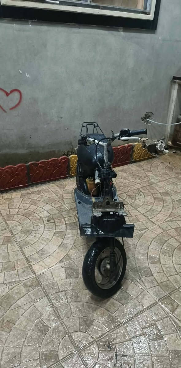 السلام عليكم مطور بوتين البيع مكينا جديد  شرط السعر 160
بي مجال بصيط ***********
