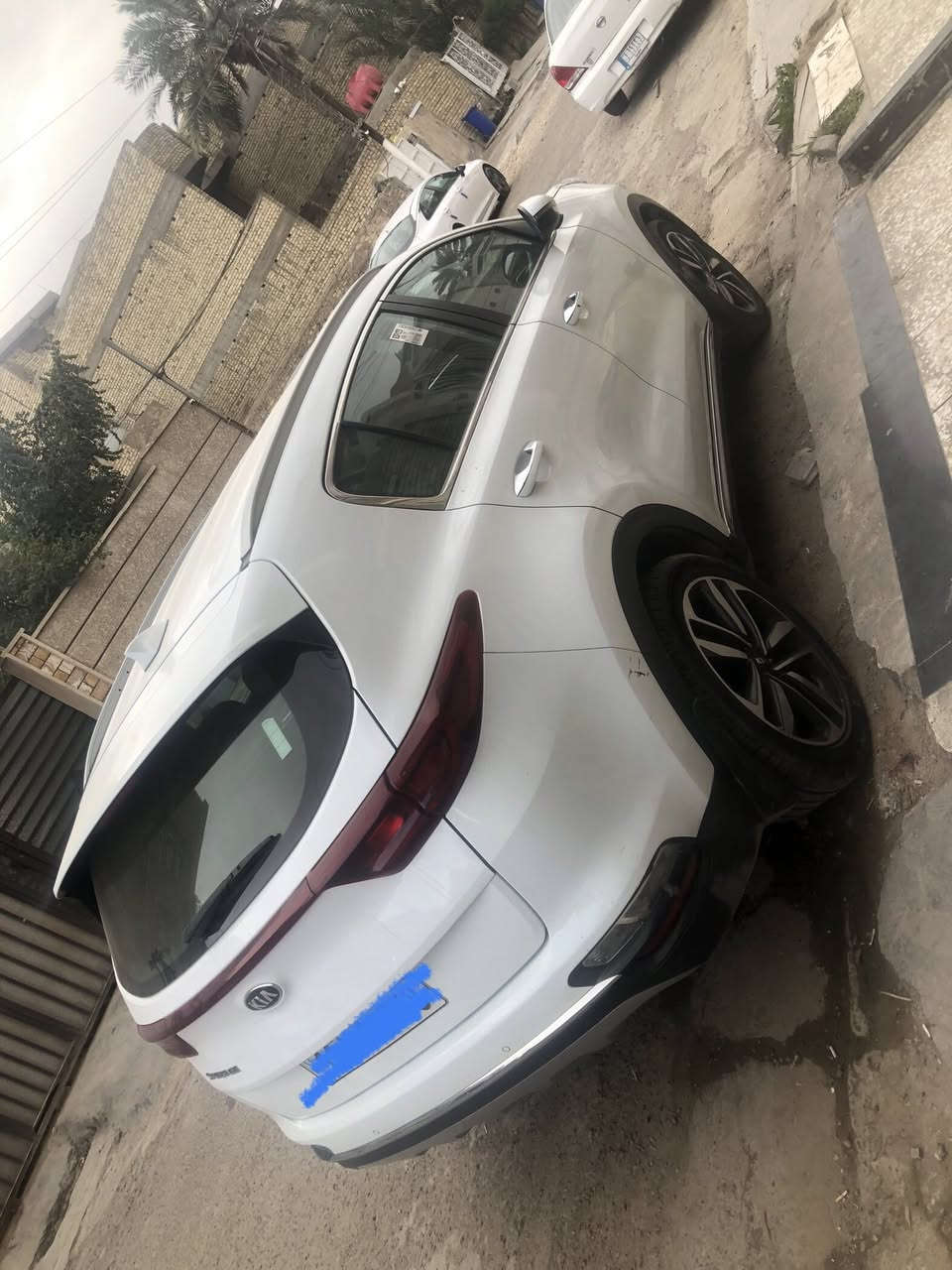 سلام عليكم 
كيا سبورتج 
موديل 2021
السيارة مكفولة كفاله من ضربه وصبغ وتبديل ماعدا الي موضحة بالصور بارد بسيط ورصعات ثنين 
موصفاتها : 
مكينة 2000 دوش
بصمةتشغيل
بصمة عدد 2
وبصمة ابواب 
تشغيل عن بعد 
ترحيب عند الاقتراب
ماشيه 74 الف حقيقي 
مري شفط 
لد نهاري  + بك لايت LED 
لايت ضباب
ويل كب 19
كشنات جلد 
مود درايف 
تحكم ستيرن فول مع تحكم بلوتوث
قطعتين تبريد امامي وخلفي 
سايد بريك قدم 
لايت اوتو
اريل نفكيشن
حساس امامي
ويل كروم 
حساس خلفي
نضام منحدرات
كامره دواره 
شاشة اعطال
بعد بيها هواي موصفات
السعر 218 
السياره ب اسمي تحويل مباشر 
رقم بغداد 
مكاني بغداد/ البنوك  
ه‍ ***********
اتصال فقط بدون واتس اب او ماسنجر
