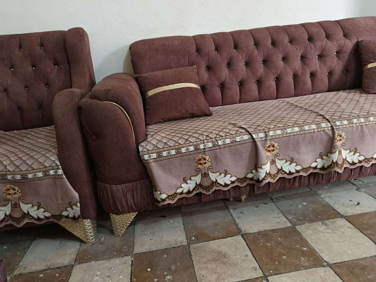 تخم عراقي 8مقاعد  حطاطه  نضيف مكاعدين علي سعر 300  بي مجال
العنوان بعقوبه تحرير


**إذا كنت صاحب هذا الإعلان وتريد حذفه لأي سبب، رجاءا أرسل رسالة إلى الدعم الفني**