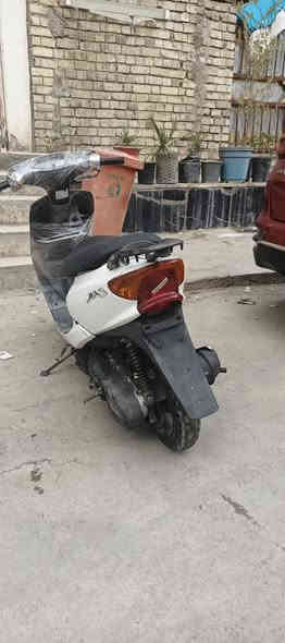 السلام عليكم عصفورية فحل 60 للبيع الدراجة جاهزة على اخر حباية ، كابريتر وتجفيت جديد كهربائيات كلها شغالة نكرة سلف بكل وقت ما بيها اي نقص عدا الكسر الموضح بالصورة  اوراق موجودة رايدها ب250 وبيها مجال ، مكاني بغداد البلديات ***********
