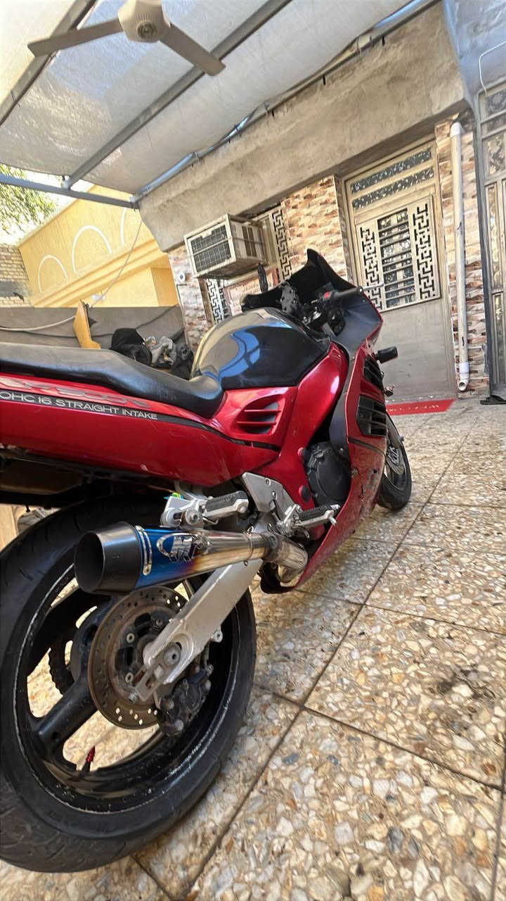 السلام عليكم قرش ٩٠٠ للبيع كهربيتها كامله مكينه نكره سلف عليها ادامه جديده فول الدراجه مناقصها شي السعر ٩٥٠ نشرتها بهيج سعر لين محتاج فلوس 

‭٠٧٧٧ ٤٩١ ٩٩٠٩‬ بغداد, العراق
