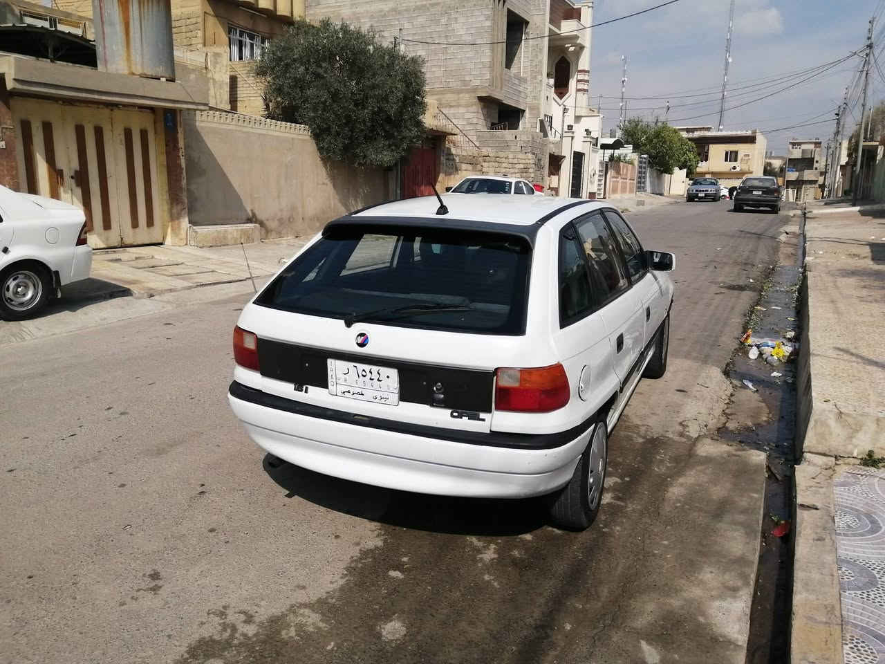 السلام عليكم استرا للبيع موديل 1993 مصبوغه عام محرك وگير شرط ب38
***********
***********
غير متواجد على الفيس
