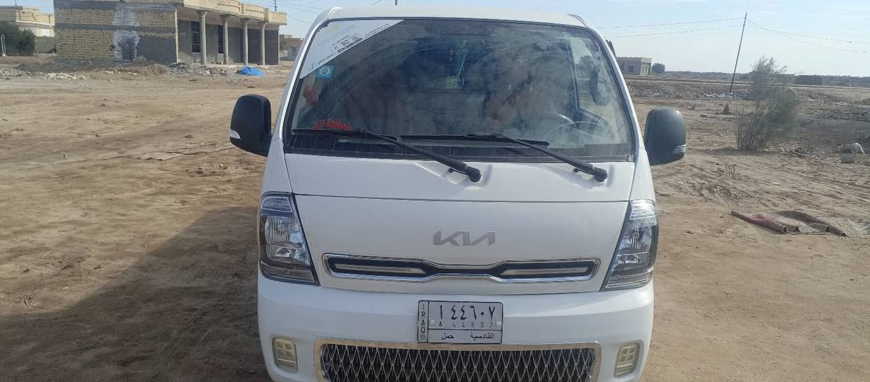 كي بنكو 2023سيارة جاهزة بدل بيهة باب بسبب دحجة سيارة جديدة  السعر 130وبيهة مجال العنوان ذي قار ***********
