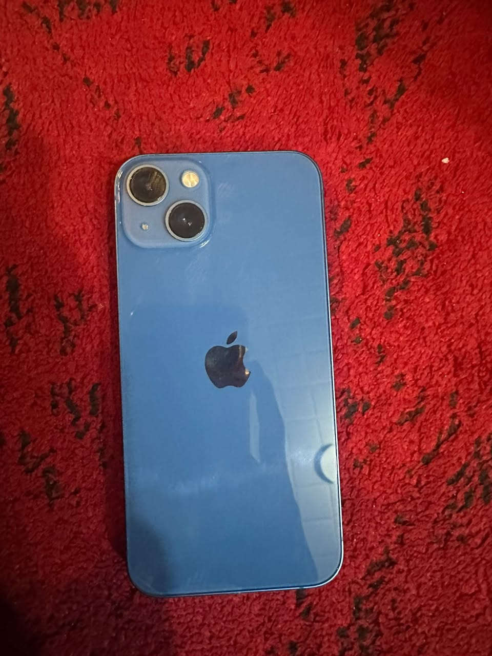 ايفون 13 عادي بطارية 86 جهاز مكفول من كلشي وتر بروف بطاريه بلادي ما معلايه امريكي بدون كارتون سعره 400 مكاني رمادي تواصل رقم ***********
